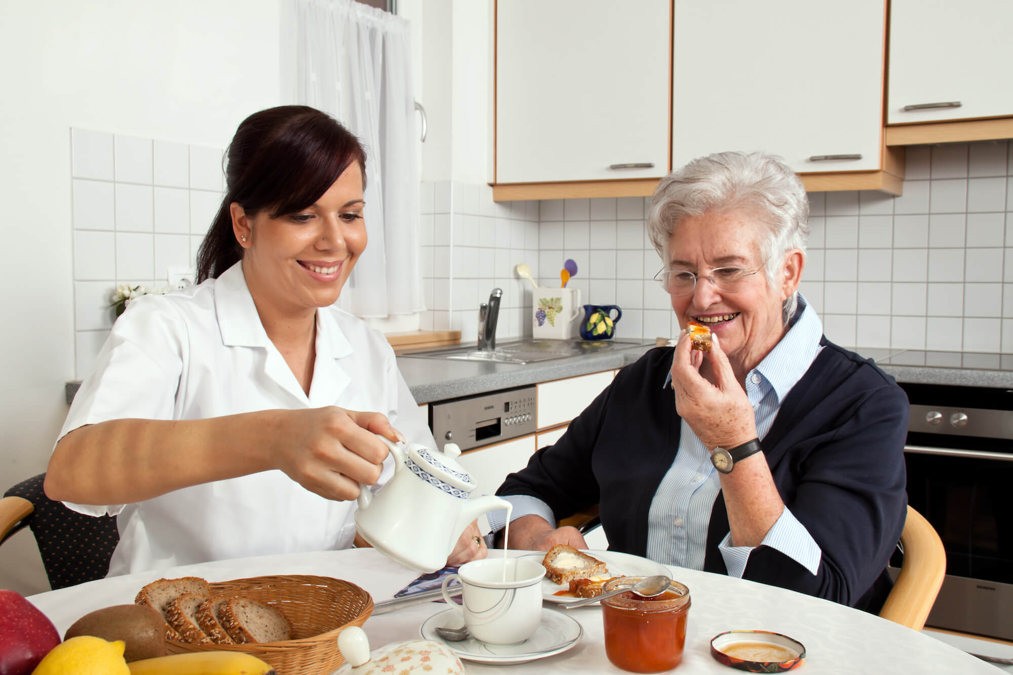 Tips for moving into senior assisted living home